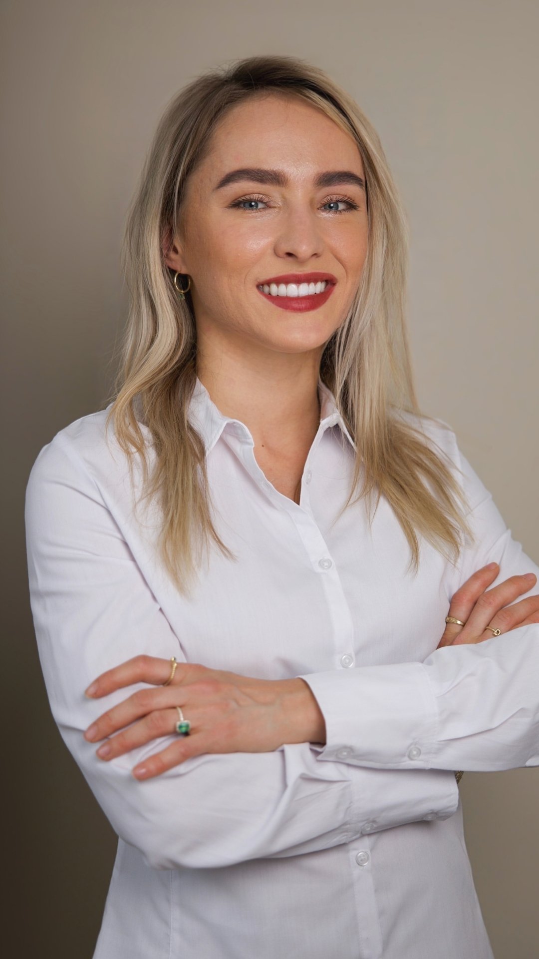 DOMINIKA JIRÁČKOVÁ DIS.